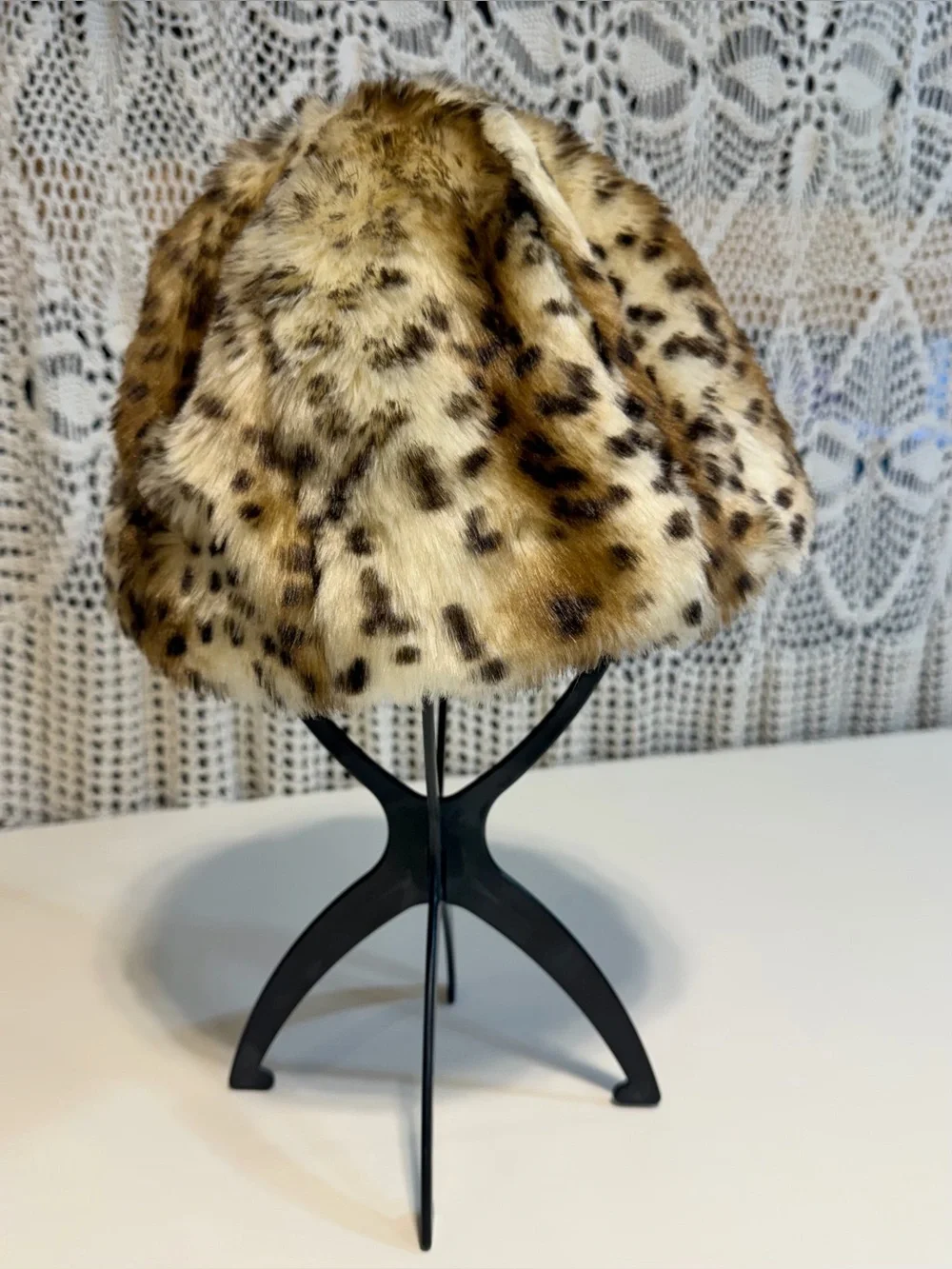 Leopard cheetah fur hat cloche skull cap satin lined glamorous city chic retro